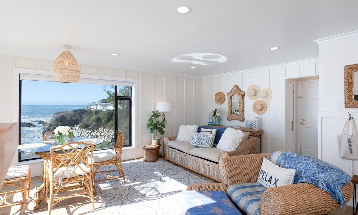 Cayucos Condo | Corner Unit Oceanfront Condo