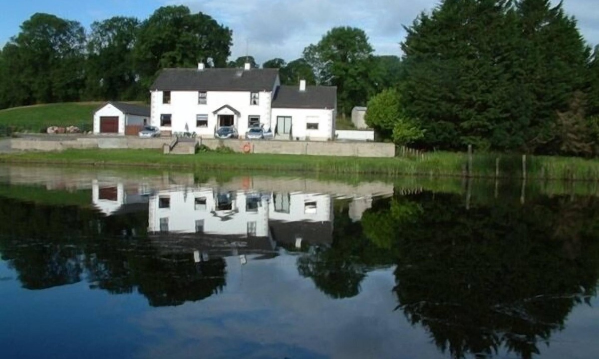 Enniskillen Bed & Breakfast | Corrigans Shore House