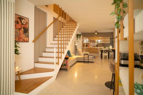 Gallarate Apartment | Corte Cavour Duplex Gallarate centro, Wifi e Garage