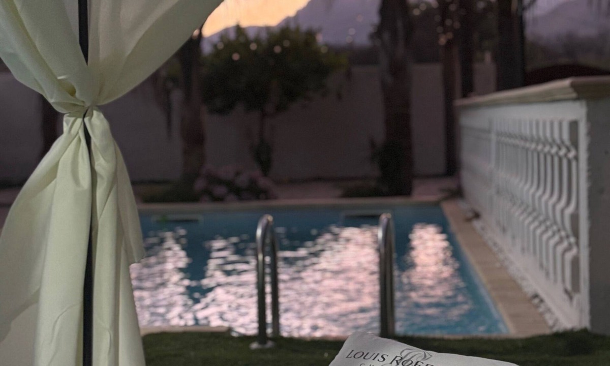 Bianco Villa | Corte Vena Palace