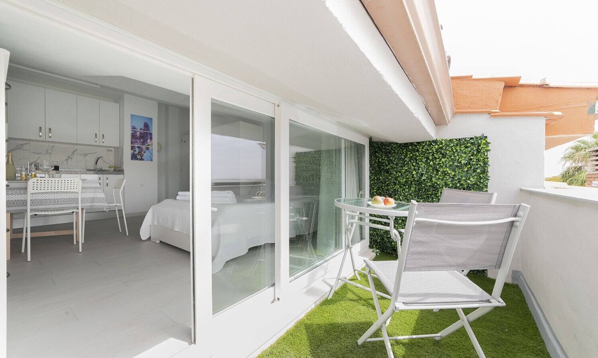 Coslada Apartment | Coslada M8