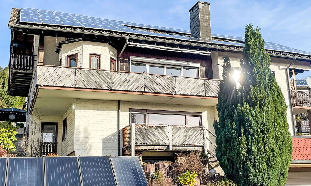 Schonach im Schwarzwald Apartment | Cosy apartment for 6 guests with WIFI, TV and balcony