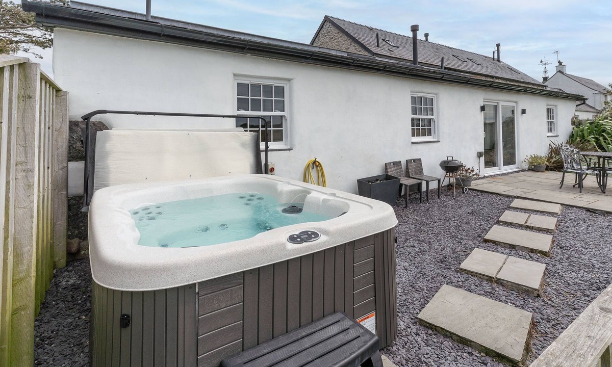 Bryngwran Cottage | Cosy Barn Conversion | Hot Tub | Luxury Estate