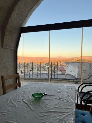 Ortahisar Apartment | Cosy cave suit