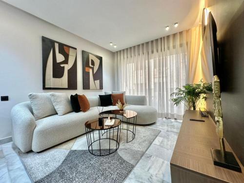 Casablanca City Center Apartment | Cosy Central Studio with balcony Maarif - Near Twin Center