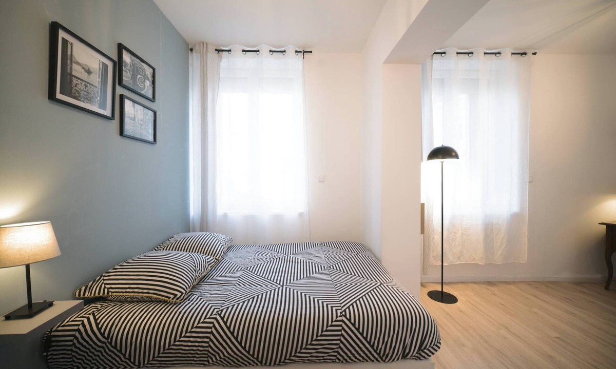 Mulhouse Apartment | Cosy, comfortable studio close to town center and transport (4)