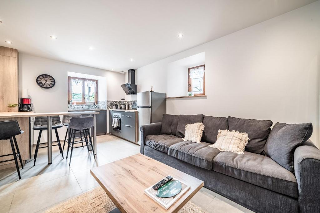 Sillingy Apartment | Cosy House