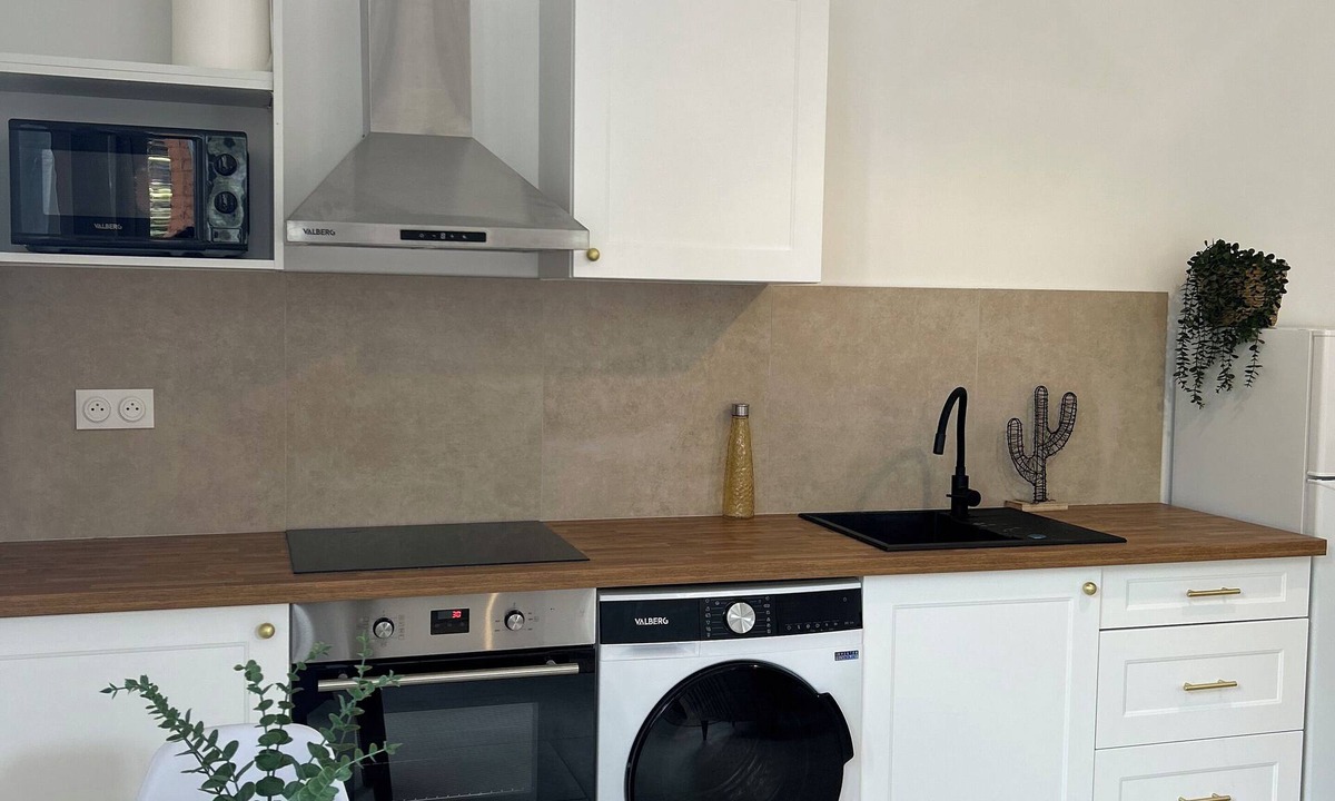 Saint-Roch - Badouillere - Chavanelle Apartment | Cosy Studio apartment near train station & city center