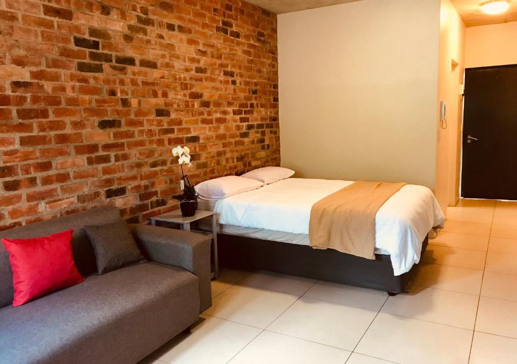 Observatory Apartment | Cosy studio apartment in the heart of Observatory, Cape Town