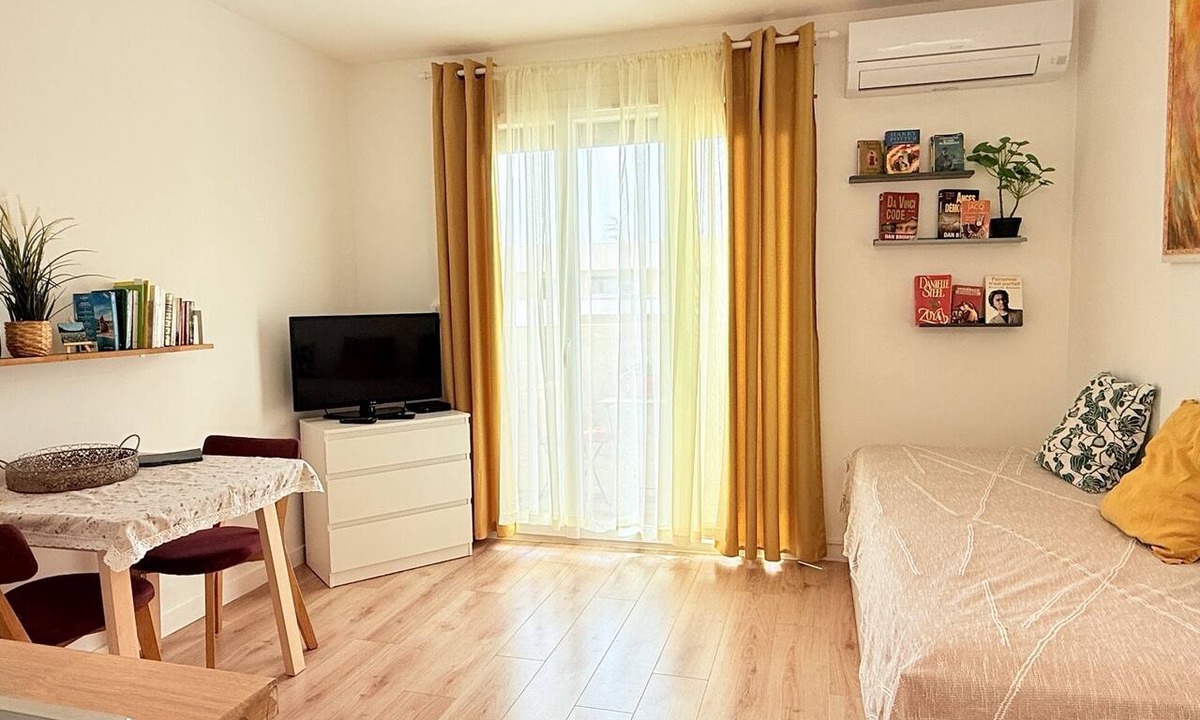 Balaruc-les-Bains Apartment | Cosy studio close to the thermal spa and the beach