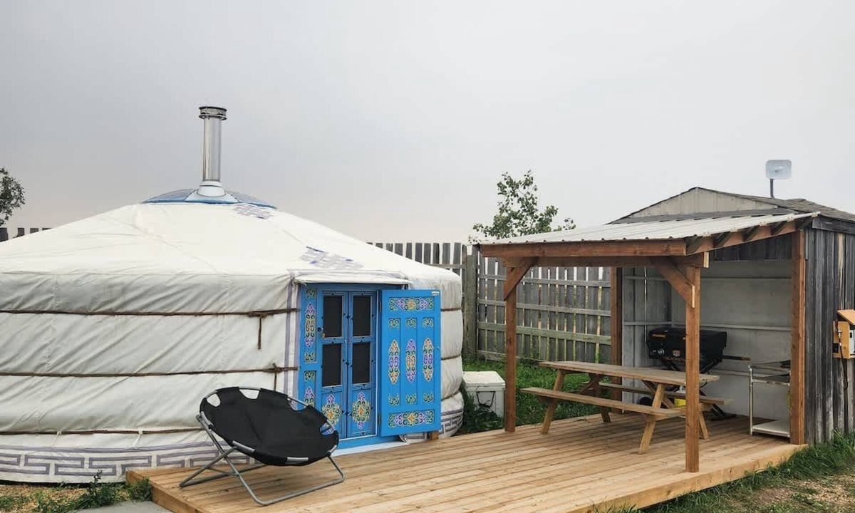 Division No. 7 House | COTC - The Coulee Yurt - Suite