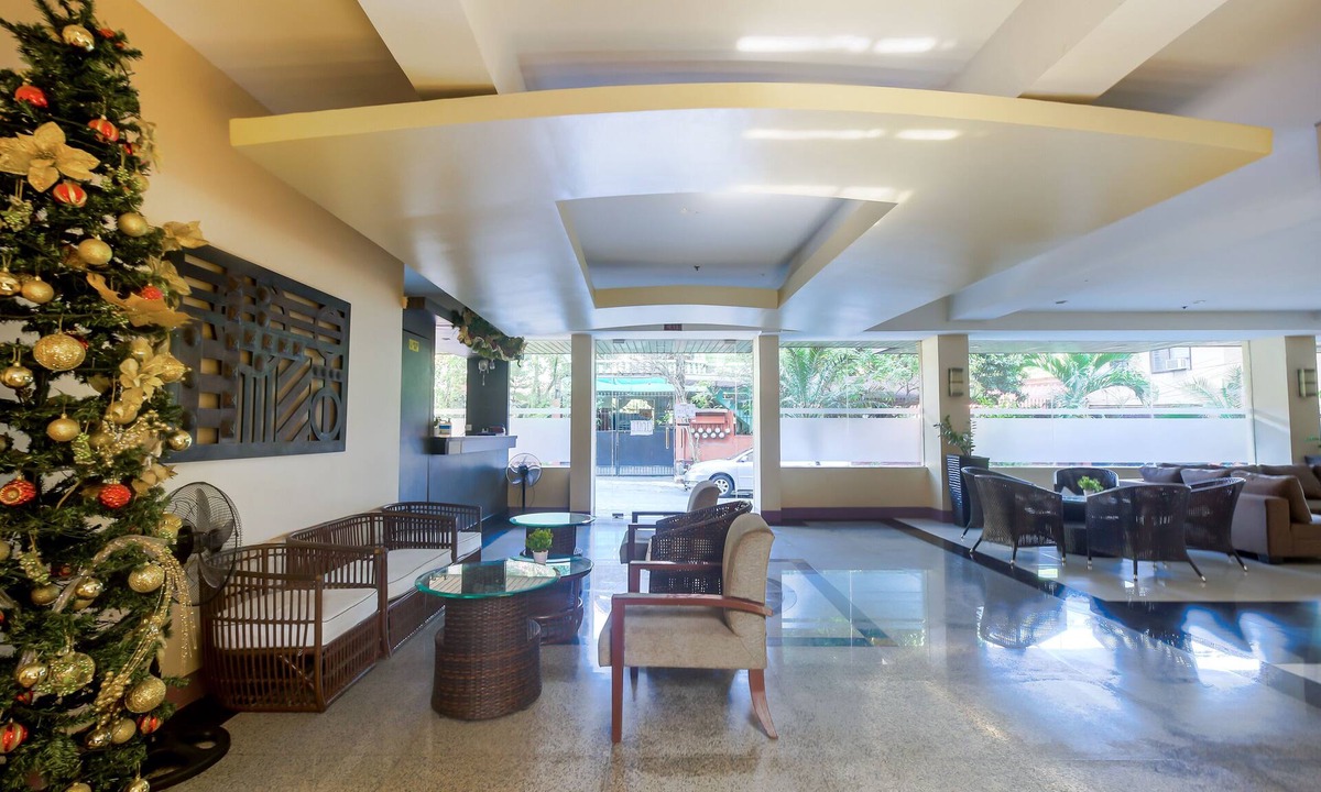 Las Pinas Hotel | Cote D' Azure