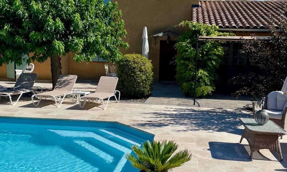 Cotignac Villa | Cotignac Wonderful Air Conditioned Provencal Villa with pool and mature gardens