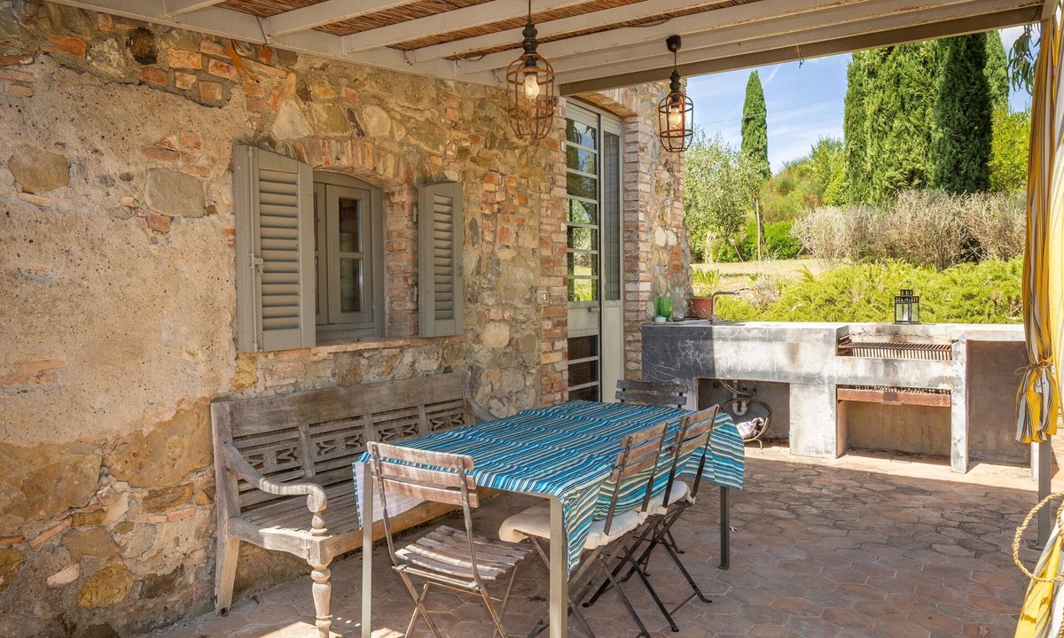 Casino di Terra Cottage | Cottage 'Casale Per 4 Persone' with Shared Pool, Wi-Fi and Air Conditioning