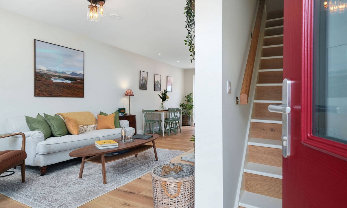 Clifden Cottage | Cottage 298 - Clifden - sleeps 4 guests in 2 bedrooms
