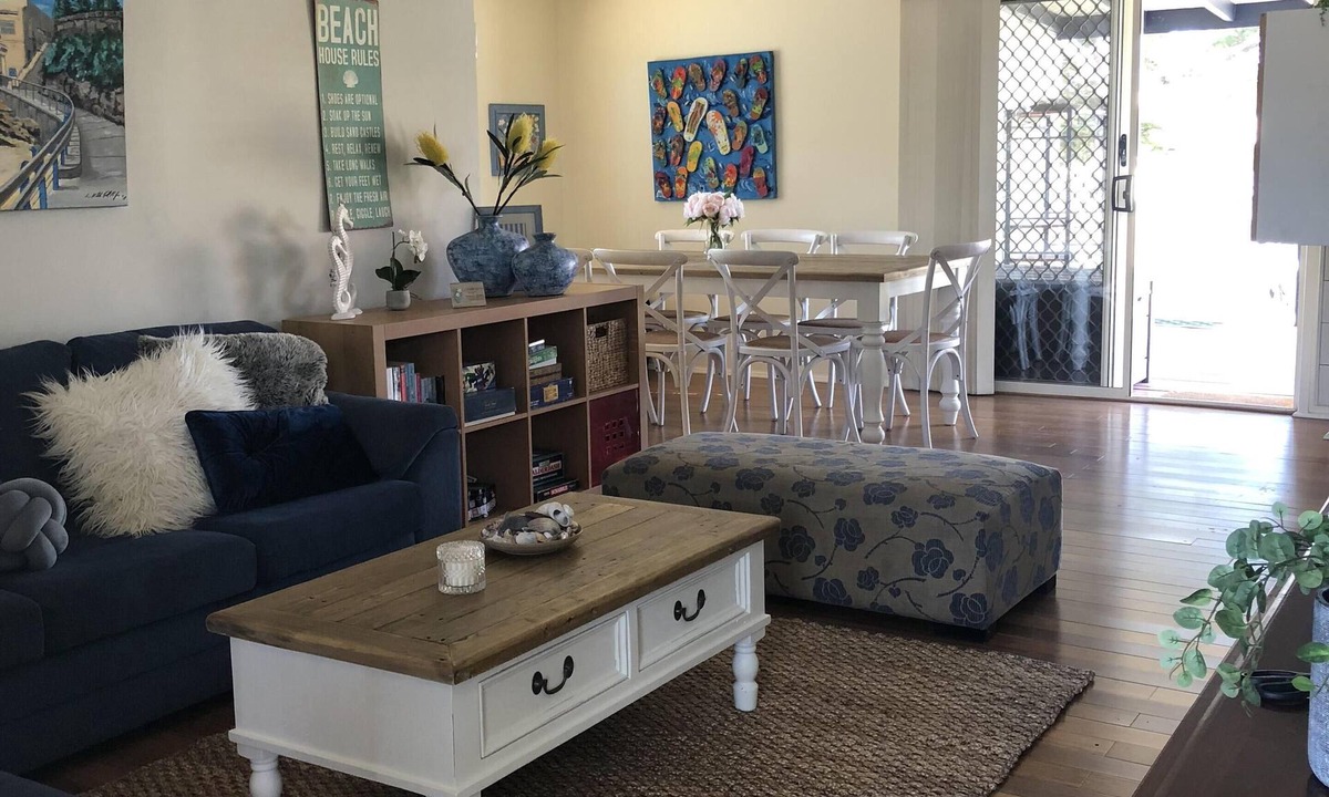Callala Beach House | Cottage @Callala Beach - Pet friendly/Trampoline/Cubby house/Free wi-fi