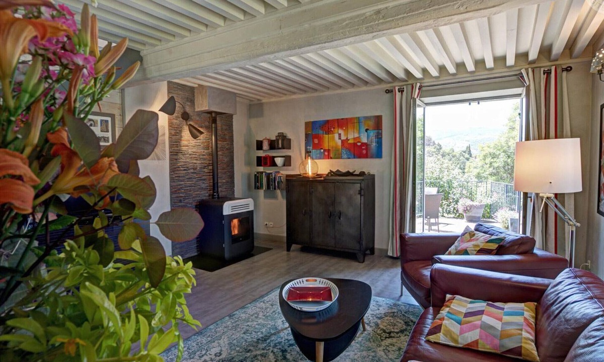 Chagnon Cottage | Cottage in a medieval village, charm and modern comfort