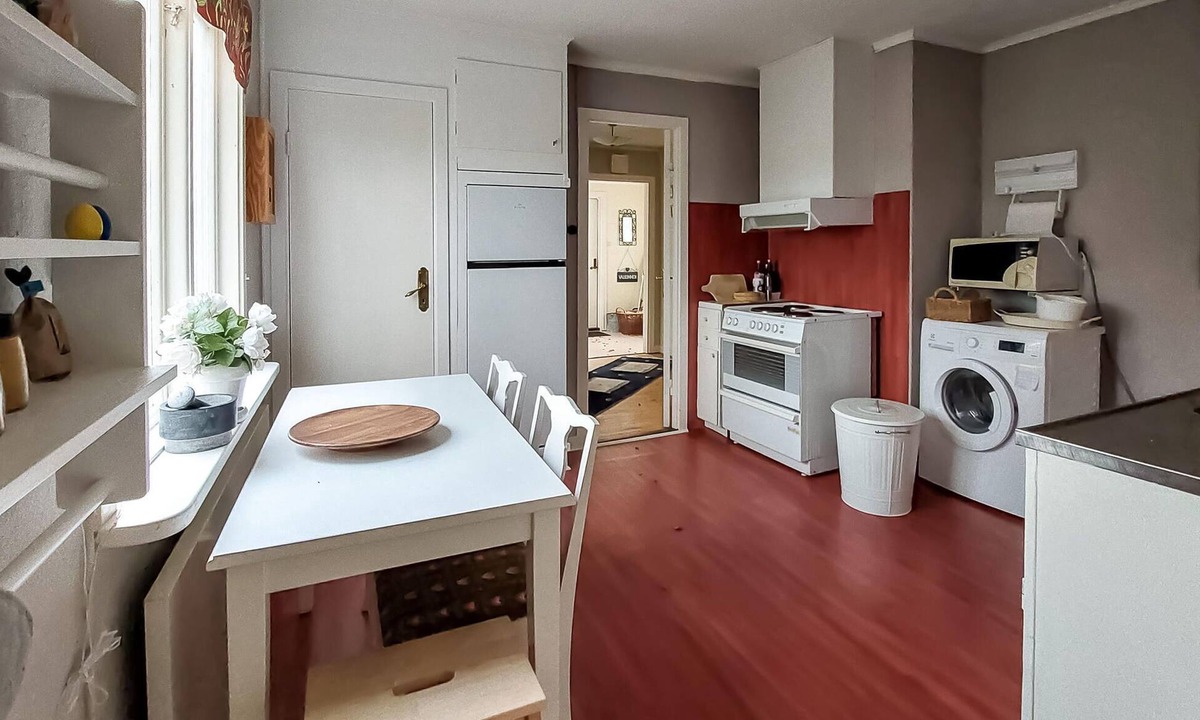 Husaby House | Cottage near excellent fishing opportunities