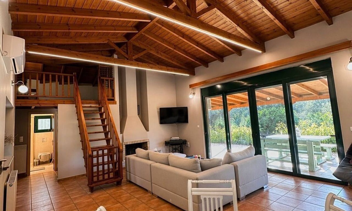 Galatas House | COUNTRY HOUSE