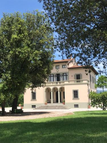 Empoli Bed & Breakfast | Country B&B Corniola