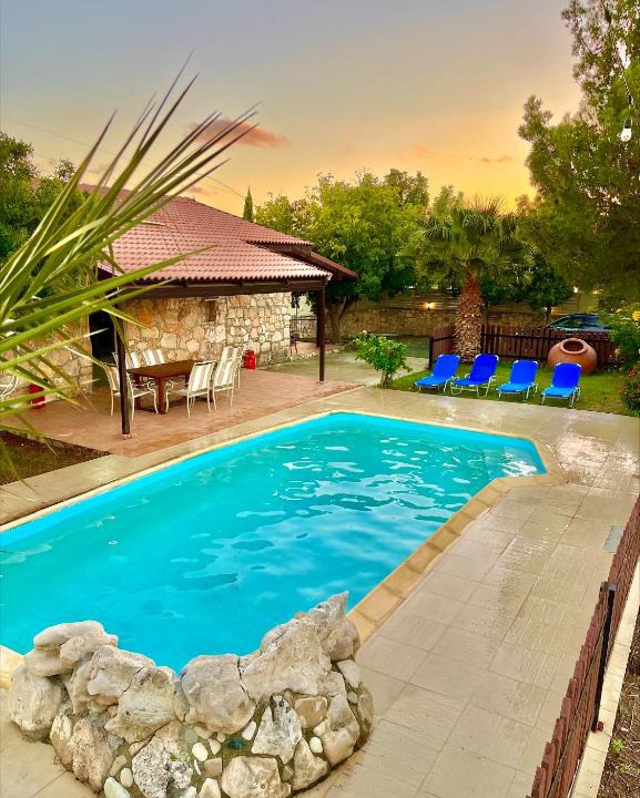 Pissouri Villa | Country-Cozy Villa Pissouri Village
