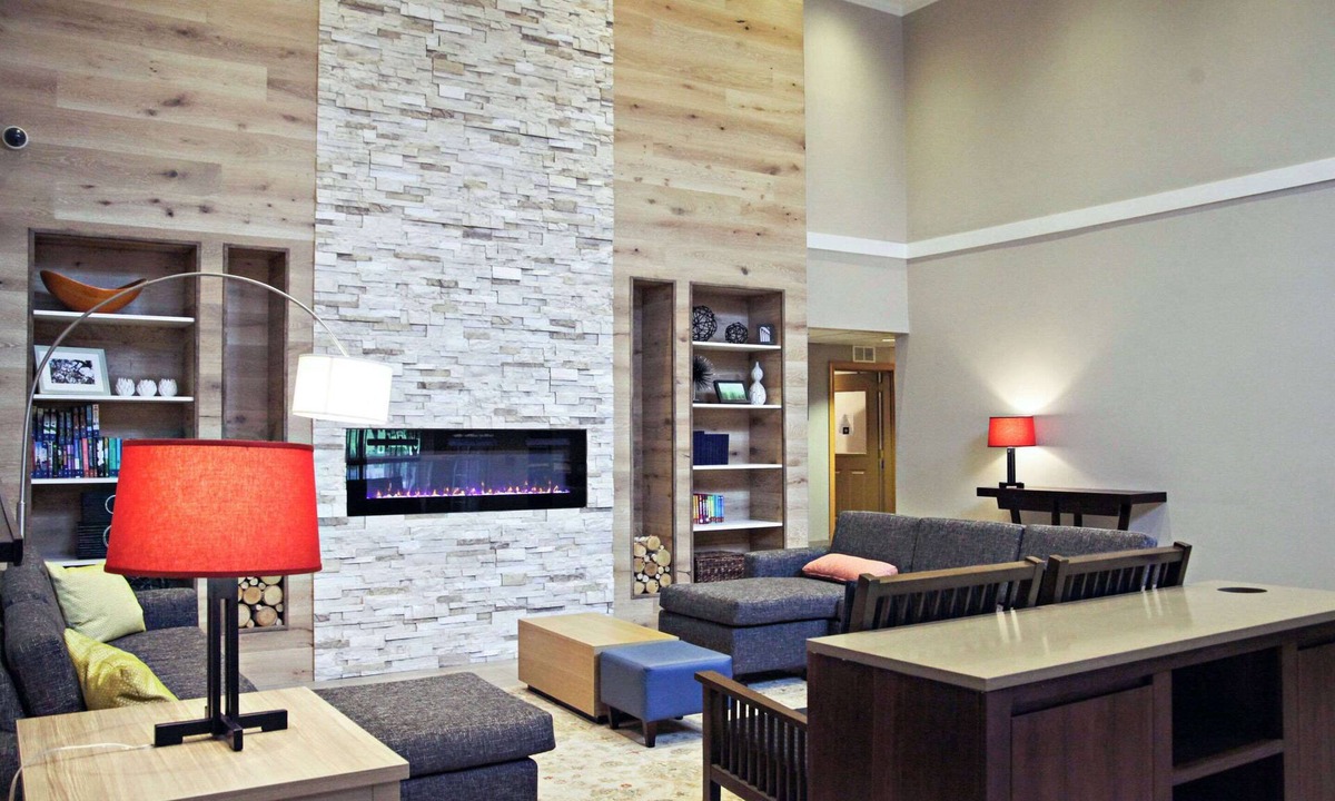 Pottsville Hotel | Country Inn & Suites by Radisson, Frackville (Pottsville), PA
