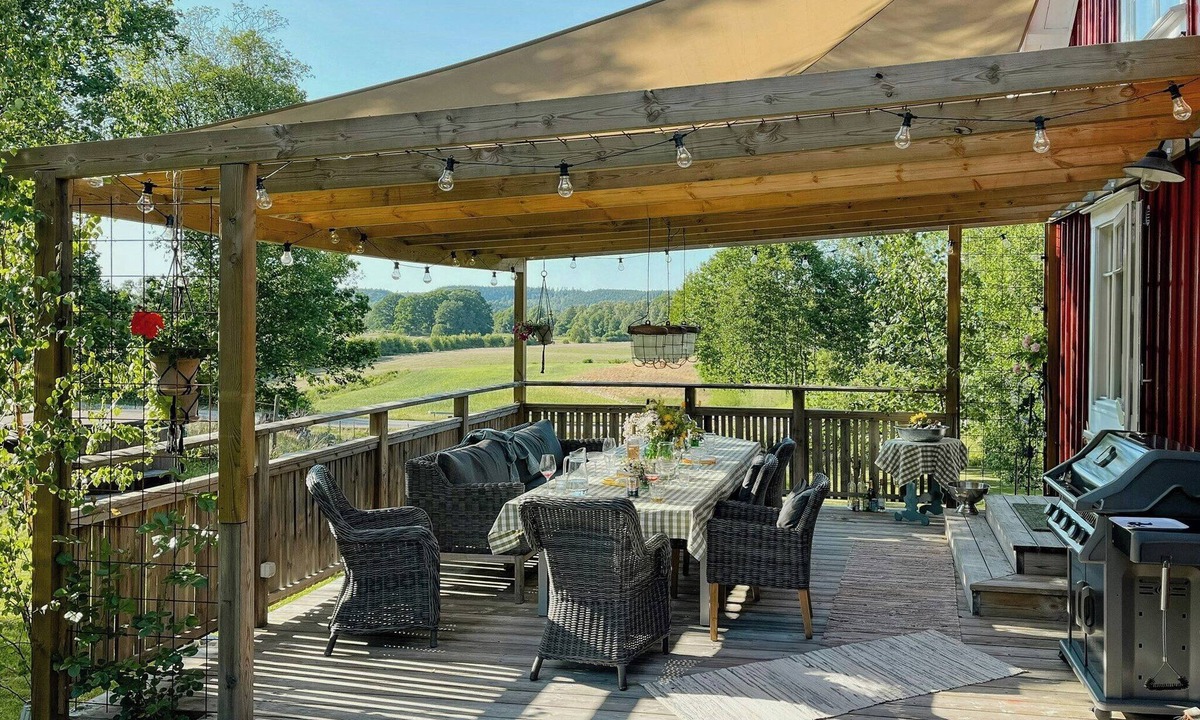 Torestorp House | Country life near city and lake with room for many