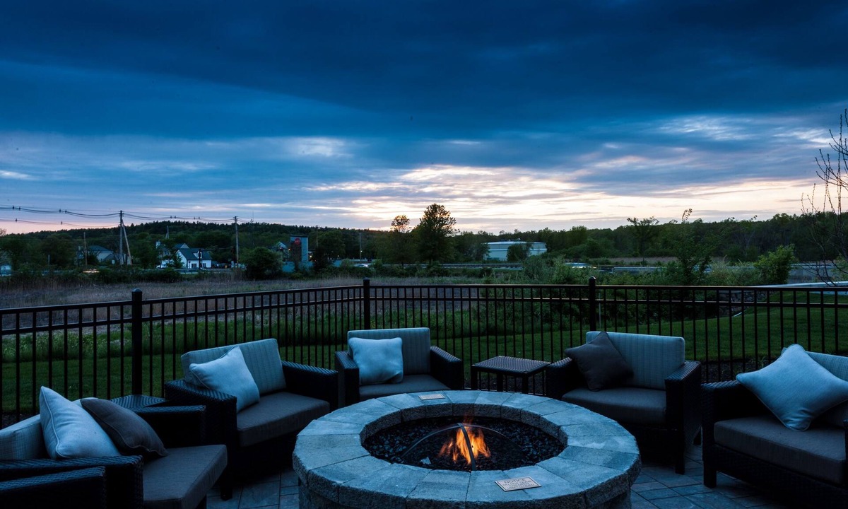Littleton Hotel | Courtyard by Marriott Boston Littleton