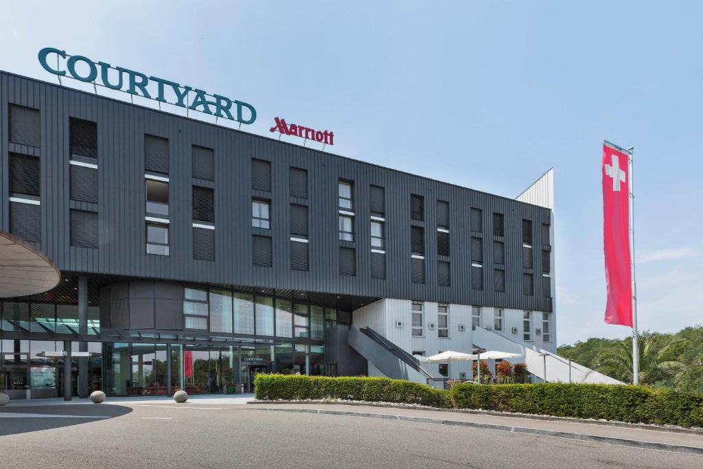 Pratteln Hotel | Courtyard by Marriott Basel