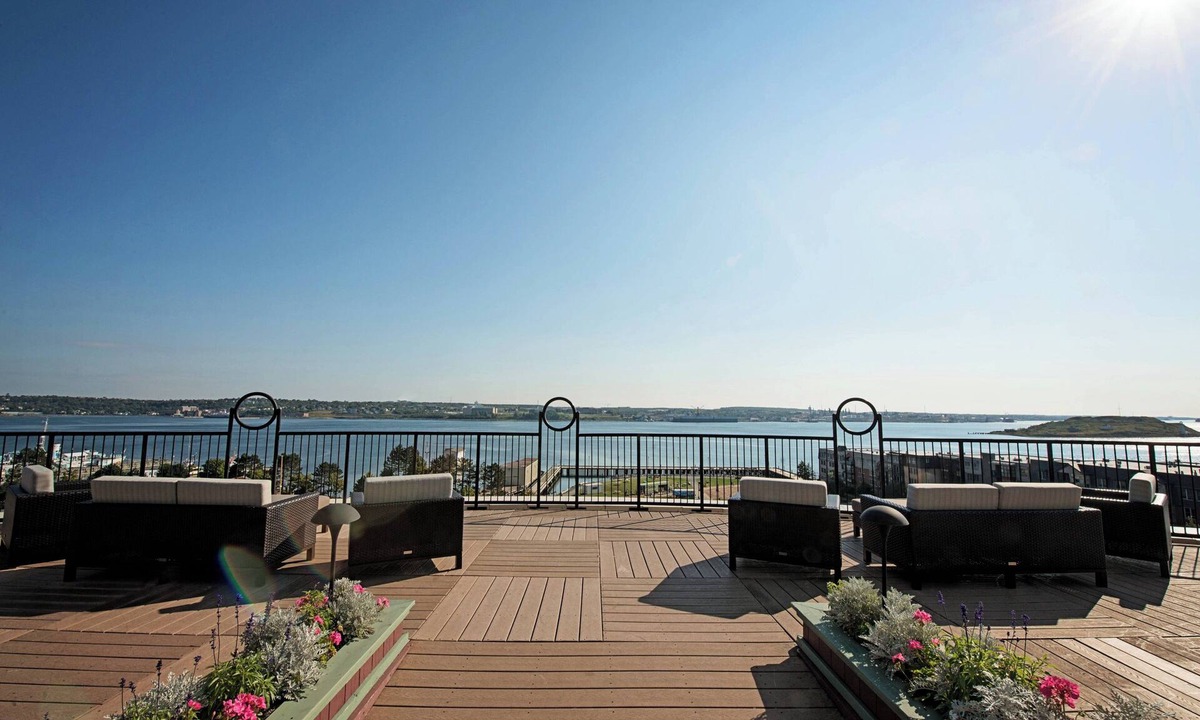 Downtown Halifax Hotel | Courtyard by Marriott Halifax Downtown