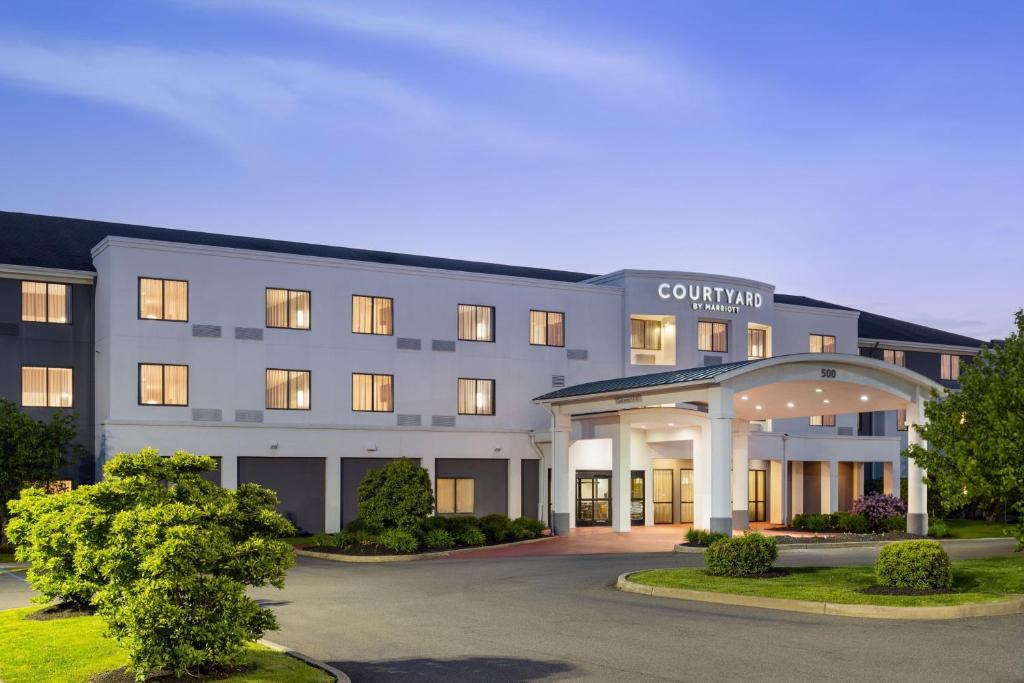 Kingston Hotel | Courtyard by Marriott Kingston