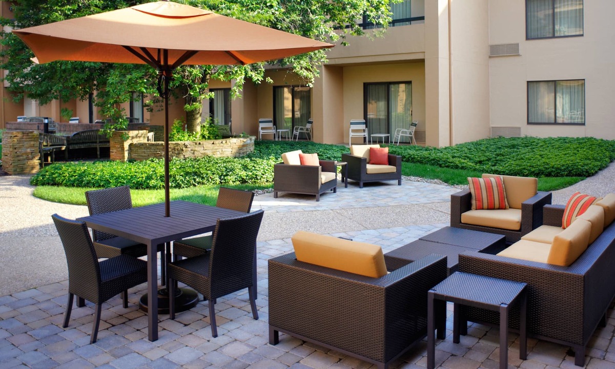 Lexington Hotel | Courtyard by Marriott Lexington North
