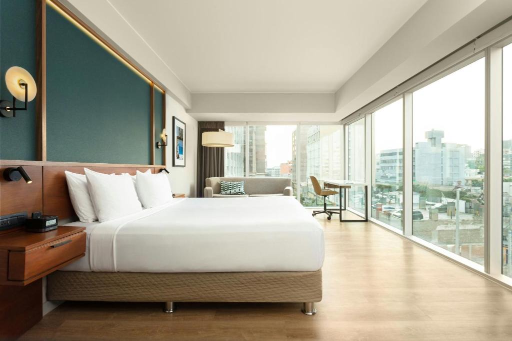 Leuro Hotel | Courtyard by Marriott Lima Miraflores