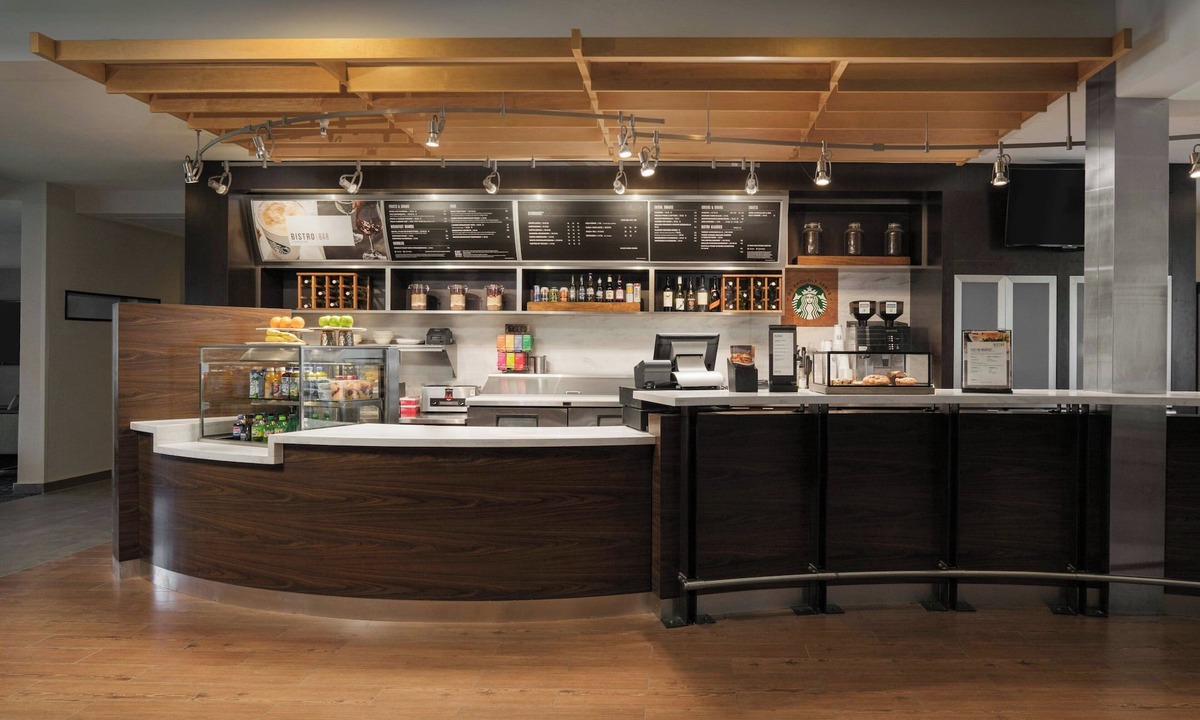 Buechel Hotel | Courtyard by Marriott Louisville East