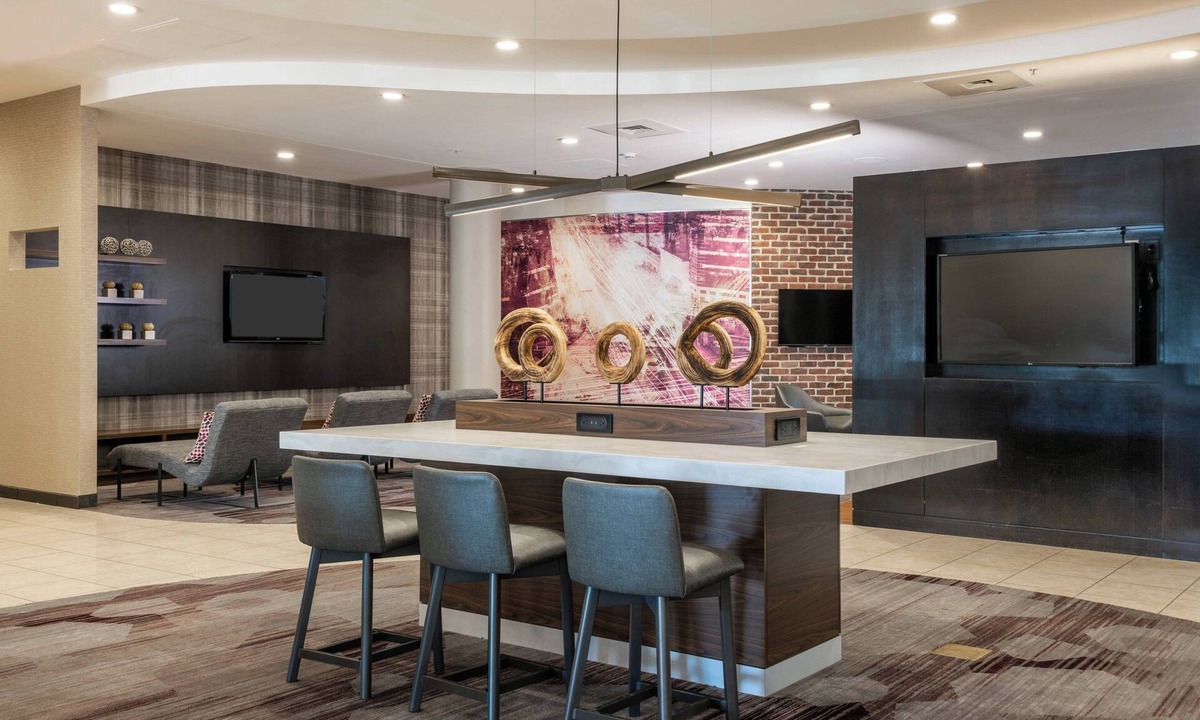 Newark Hotel | Courtyard by Marriott Newark-University of Delaware