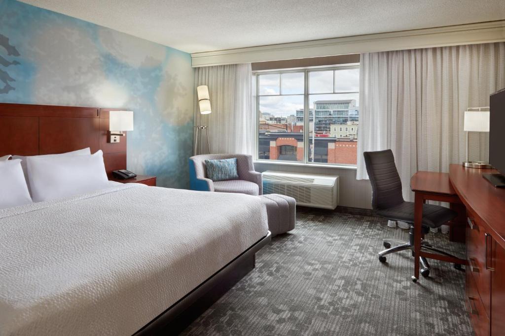 ByWard Market Hotel | Courtyard by Marriott Ottawa Downtown