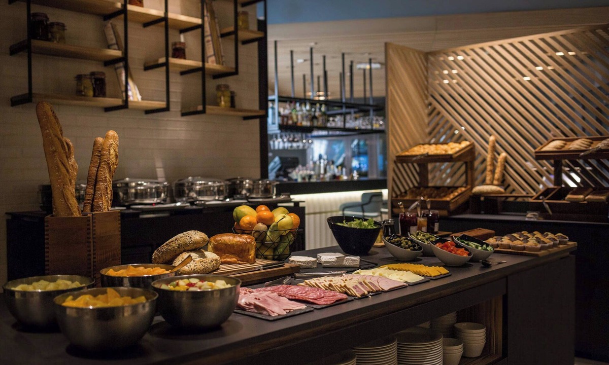 Arcueil Hotel | Courtyard by Marriott Paris Arcueil