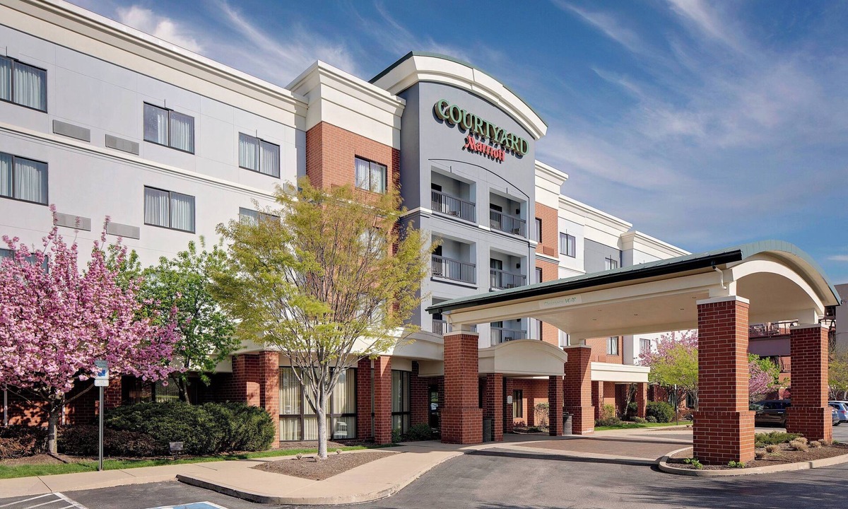 West Homestead Hotel | Courtyard by Marriott Pittsburgh West Homestead/Waterfront