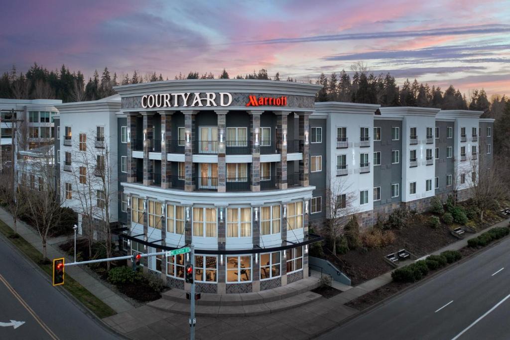 Juanita Hotel | Courtyard by Marriott Seattle Kirkland
