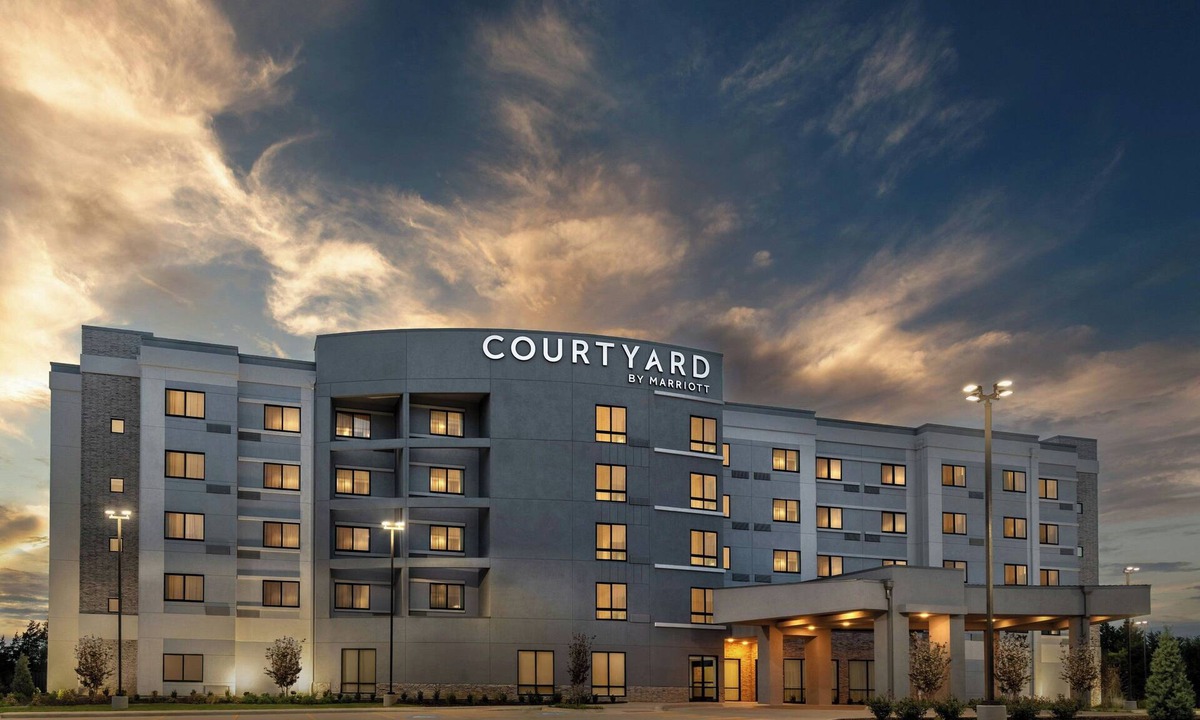 Sherman Hotel | Courtyard By Marriott Sherman