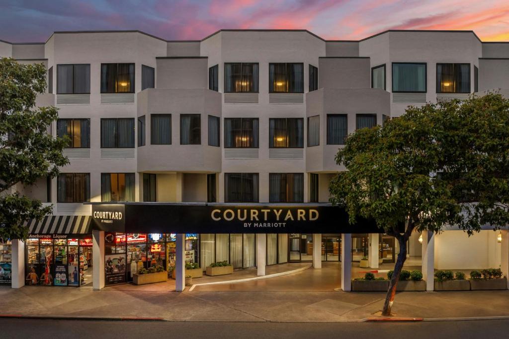 Fisherman's Wharf Hotel | Courtyard by Marriott Fishermans Wharf