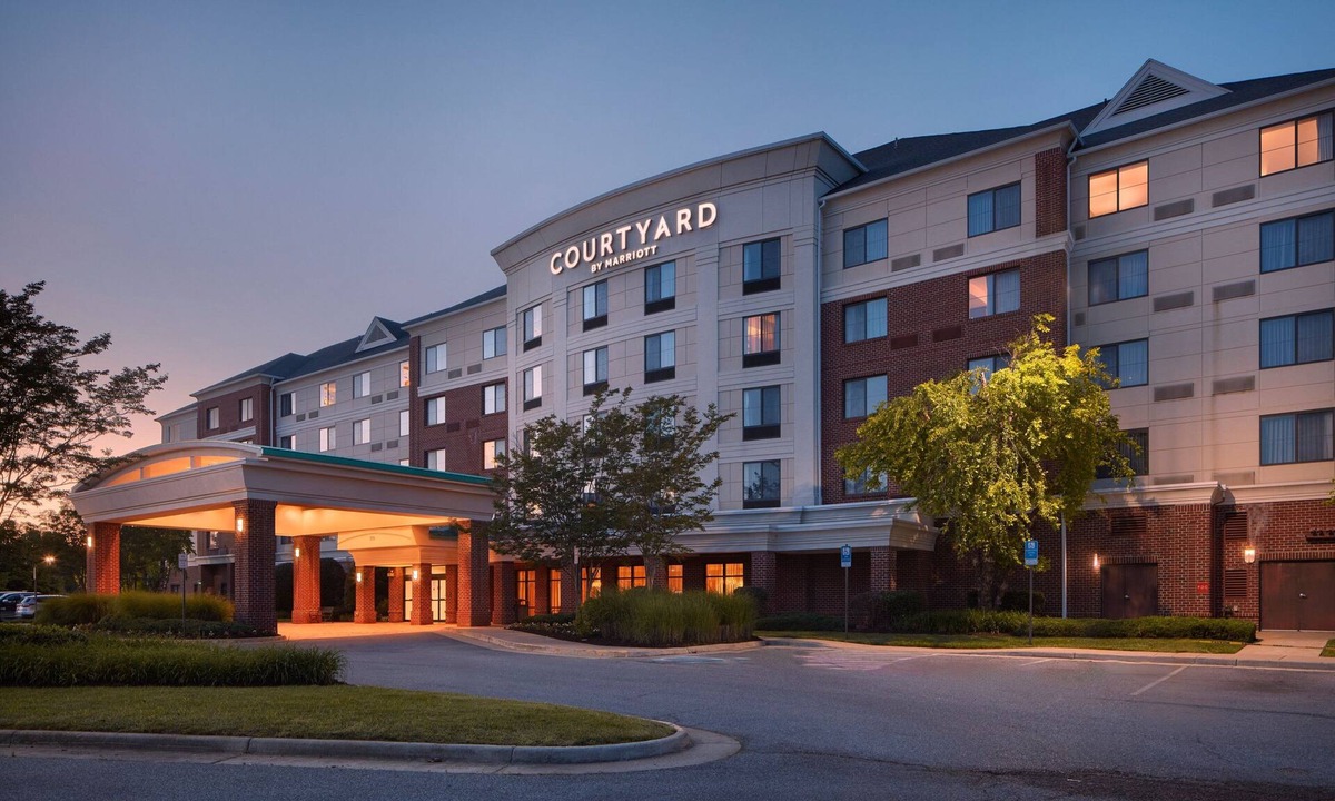 Winchester Hotel | Courtyard by Marriott Winchester