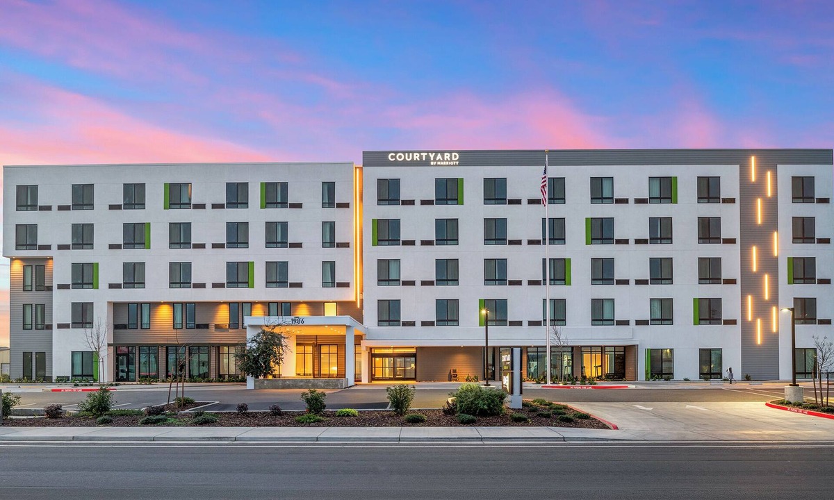Woodland Hotel | Courtyard By Marriott Woodland