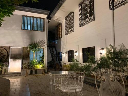 Pasay Hotel | Courtyard Hotel