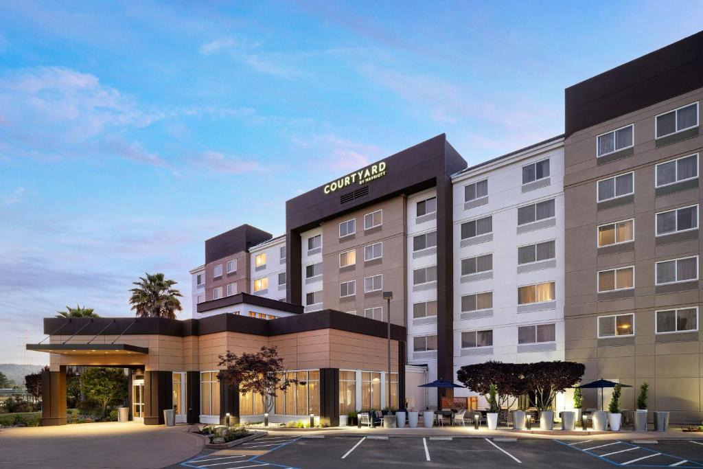 Burlingame Hotel | Courtyard San Francisco Airport Burlingame