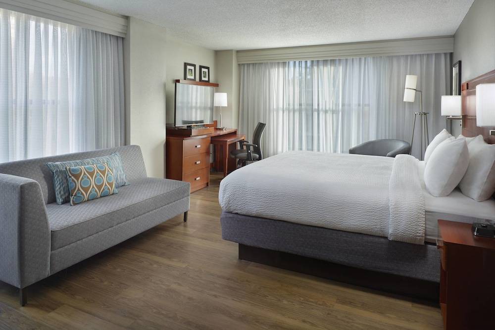 Downtown Decatur Hotel | Courtyard Atlanta Decatur Downtown/Emory