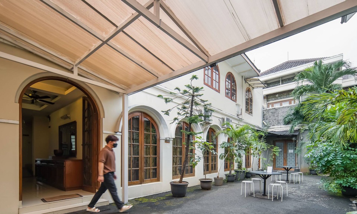 Ragunan Hotel | Cove Arimbi