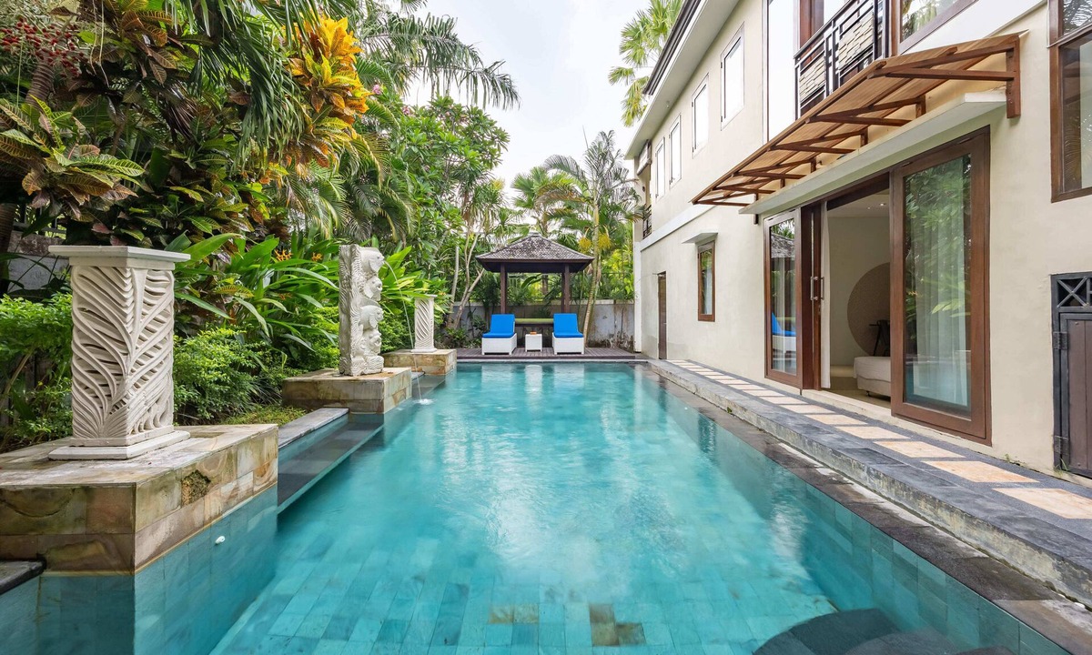 Tumbak Bayuh Hotel | Cove The Ricks Villa