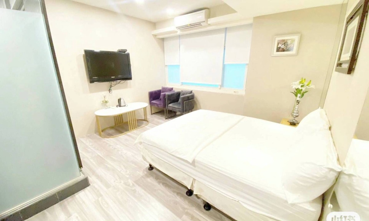 Zhongshan Apartment | Cozy 1-bedroom apartment in superb Taipei City with AC