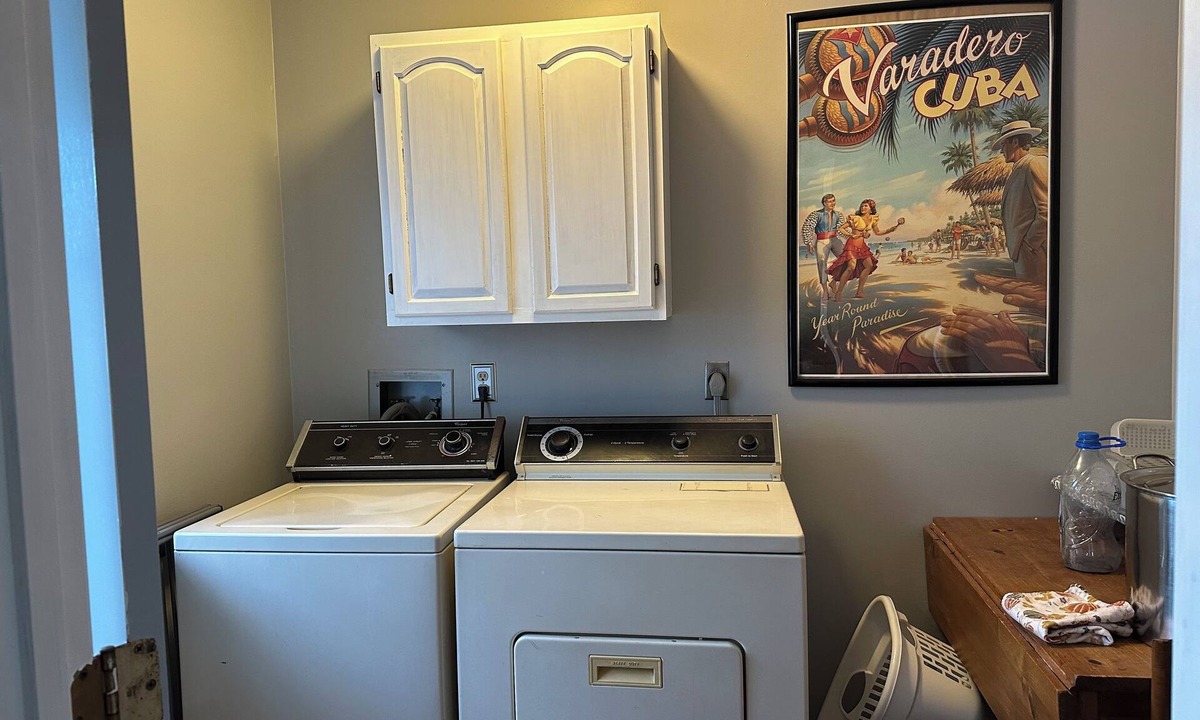 Northeast Kansas City Apartment | Cozy 1-bedroom apartment in tranquil Kansas City with AC